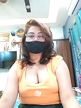 Cute-mona online show from 10-05-25, 09:29