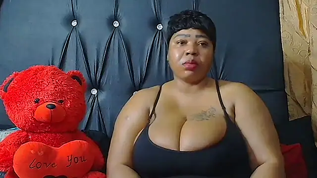 HUMONGUOUSTITSS online show from 09-24-25, 06:22