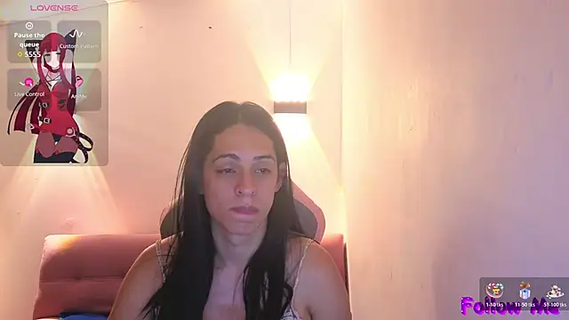 vittorialombardi   online show from 03-13-26, 06:42