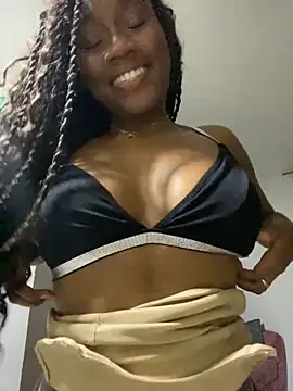 EscorpiLeoncita online show from 04-11-26, 03:33