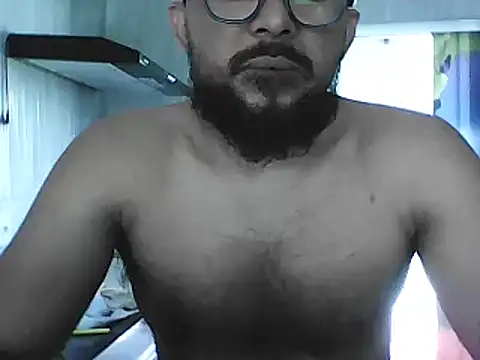 Snapshot of Morenopaudeleite chatting on 10-15-25, 01:22 Morenopaudeleite online show from 10-15-25, 01:22