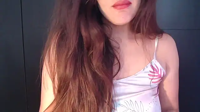 AdharaLujan online show from 04-12-26, 04:45