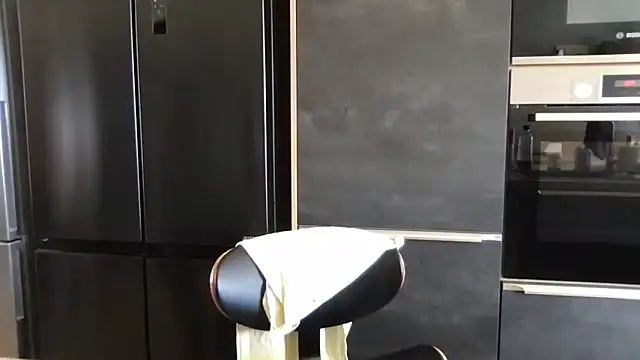 unconnudu21000 online show from 03-04-26, 11:27