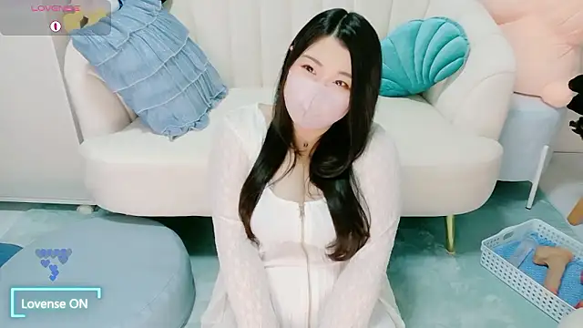 Snapshot of yukinko_o_ chatting on 07-16-26, 01:44 yukinko o online show from 07-16-26, 01:44