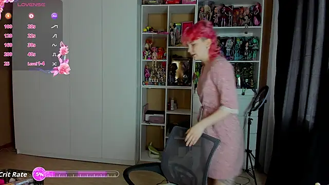 School Love online show from 05-15-26, 07:15