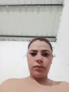 Snapshot of Mommy-Hot chatting on 05-21-26, 01:18 Mommy-Hot online show from 05-21-26, 01:18
