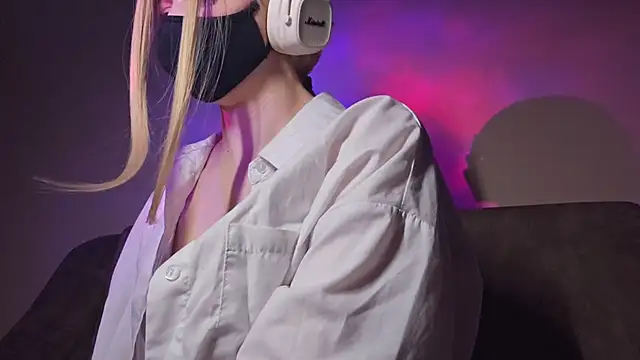 DanaWard online show from 02-15-26, 10:17