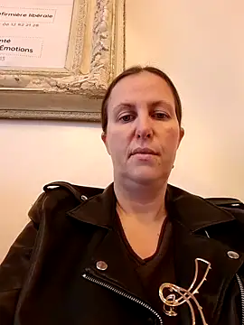 Angelacoquine online show from 12-17-24, 09:50