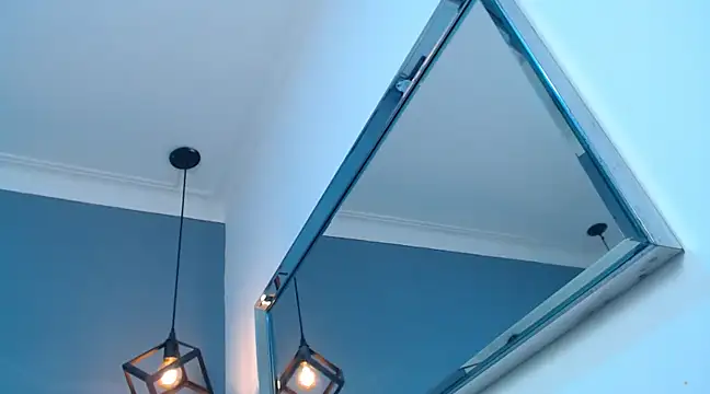 AbigailWilliams  online show from 03-19-25, 11:17