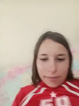 Snapshot of RubyEmerald chatting on 06-18-26, 01:50 RubyEmerald online show from 06-18-26, 01:50