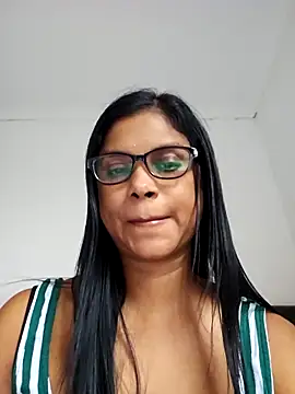 Snapshot of Sensual_indian7 chatting on 05-11-26, 01:39 Sensual indian7 online show from 05-11-26, 01:39
