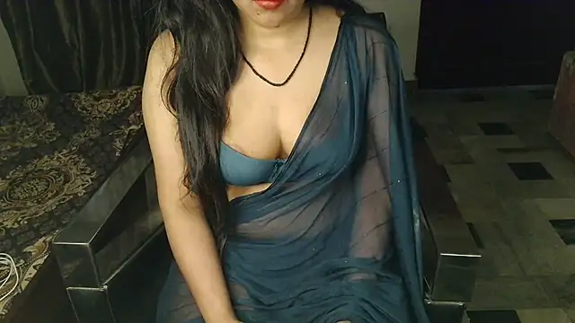 Snapshot of aarushi_sharmaa chatting on 04-03-26, 02:09 aarushi sharmaa online show from 04-03-26, 02:09