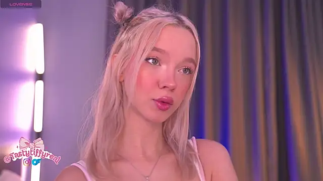  AlinaBailey online show from 06-01-26, 08:49