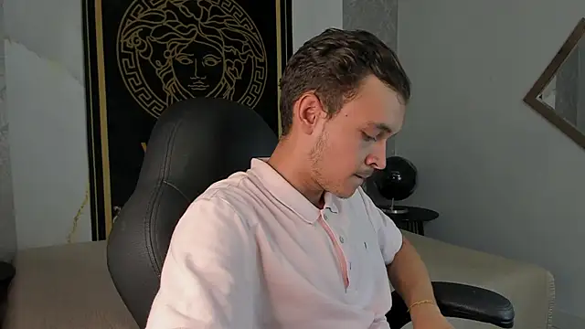 Desmon Clark online show from 01-14-25, 12:43