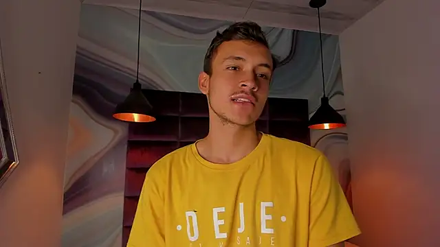 Desmon Clark online show from 01-20-25, 03:37