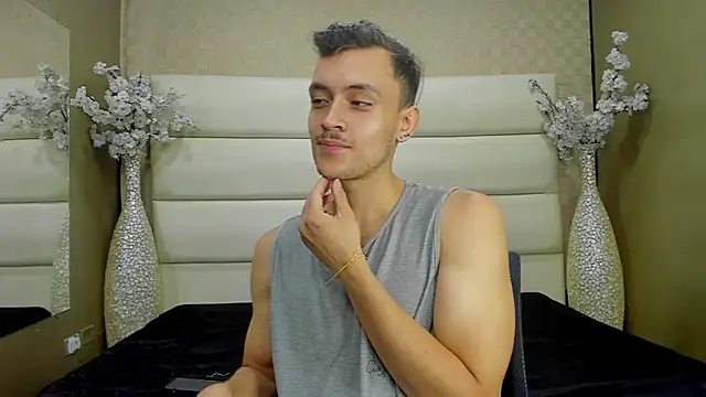 Desmon Clark online show from 02-26-25, 04:24