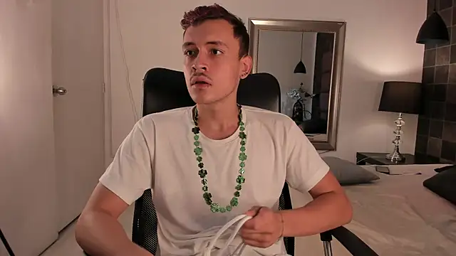 Desmon Clark online show from 03-18-25, 12:16