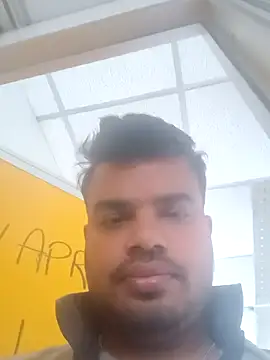 Snapshot of xvideo101 chatting on 04-15-26, 01:18 xvideo101 online show from 04-15-26, 01:18