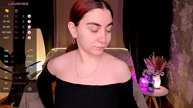 hannacheekss  online show from 03-07-26, 01:57