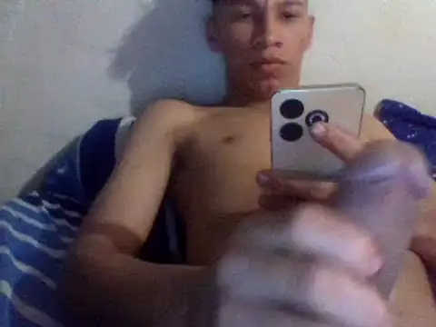 Snapshot of brihan-2004 chatting on 02-01-25, 03:19 brihan-2004 online show from 02-01-25, 03:19