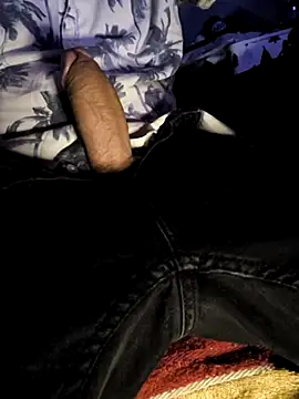 Snapshot of Sylvain167 chatting on 04-05-26, 10:40 Sylvain167 online show from 04-05-26, 10:40