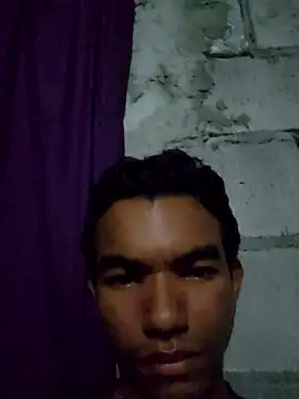 Reynold2608 online show from 05-01-26, 04:06