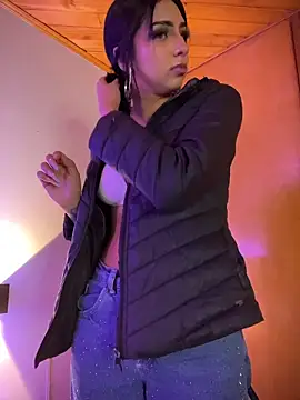 Hilary pinkk online show from 04-07-26, 02:01