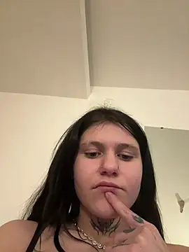 Snapshot of nekorori chatting on 02-24-25, 05:00 nekorori online show from 02-24-25, 05:00