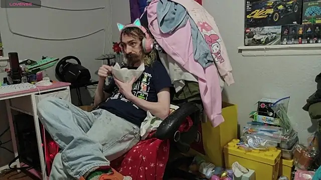 tallnerdyguy online show from 04-01-26, 03:40