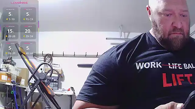 Strong Bear89 online show from 03-20-26, 02:33