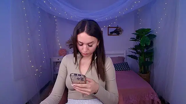 margeriTirell online show from 05-31-26, 03:47
