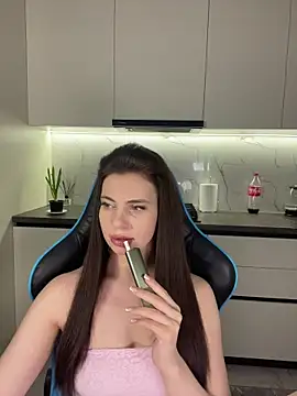 CurlyLara online show from 04-01-26, 05:54