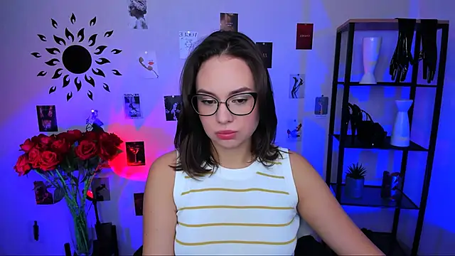 JaneWyatt online show from 03-21-25, 08:17