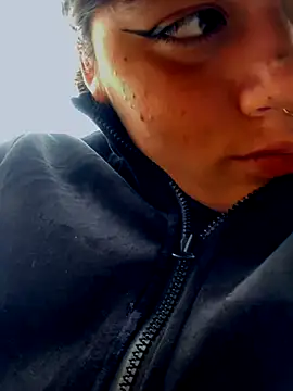 Miss oliviaa online show from 09-16-25, 04:08