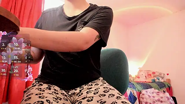 Miss oliviaa online show from 10-11-25, 12:26