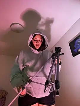 Miss oliviaa online show from 02-13-26, 10:50