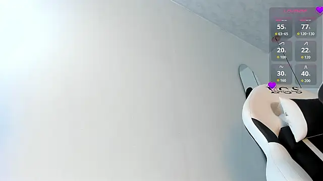 Brittany cute18 online show from 03-16-26, 11:47