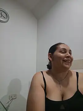 MirandaSoto online show from 05-27-26, 04:20