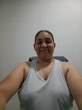 MirandaSoto online show from 06-01-26, 03:41