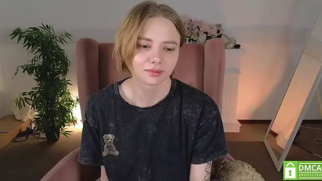 MirraBellanta online show from 05-27-26, 12:51