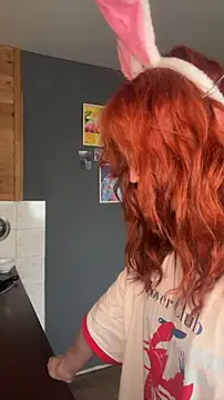 such juicee online show from 04-06-26, 04:46