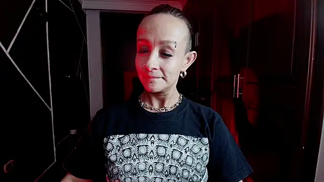 Snapshot of NatashaMason_ chatting on 02-06-25, 11:43 NatashaMason online show from 02-06-25, 11:43