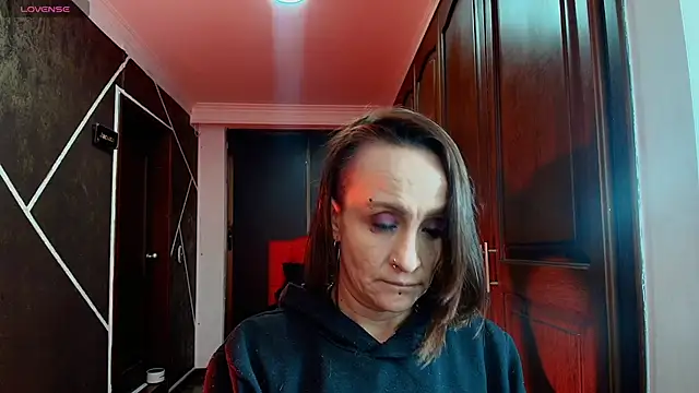 Snapshot of NatashaMason_ chatting on 02-19-25, 11:49 NatashaMason online show from 02-19-25, 11:49