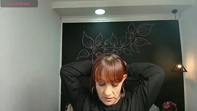 Snapshot of NatashaMason_ chatting on 10-16-25, 11:55 NatashaMason online show from 10-16-25, 11:55