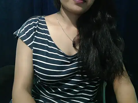 Snapshot of Yashi chatting on 06-22-26, 06:27 Yashi online show from 06-22-26, 06:27