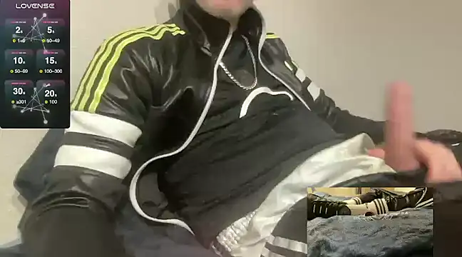 Snapshot of Nikeproll chatting on 01-19-25, 05:07 Nikeproll online show from 01-19-25, 05:07