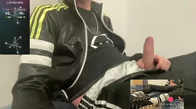 Snapshot of Nikeproll chatting on 02-28-25, 12:20 Nikeproll online show from 02-28-25, 12:20