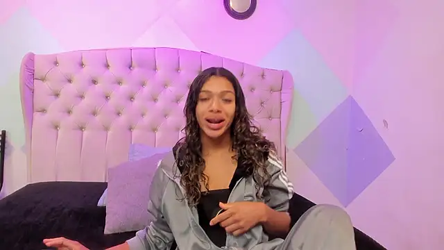 BritneyCollins online show from 02-03-26, 11:59