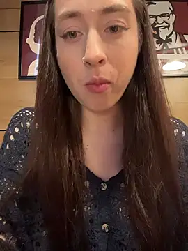 Holly Play online show from 05-30-26, 10:01