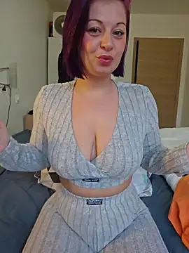 Chaudesquirt online show from 02-23-26, 07:17